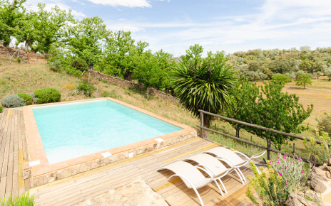 La zona de piscina es encantadora